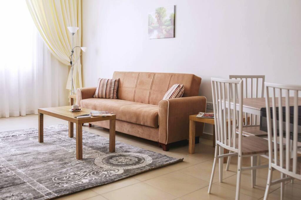 Best Apartment 2 Bedroom Beach Front 阿布扎比 外观 照片